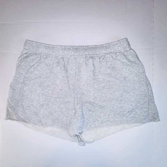 No Boundaries Gray Lounge Shorts Women’s Medium Elastic Waist Cozy Casual - Picture 4 of 11